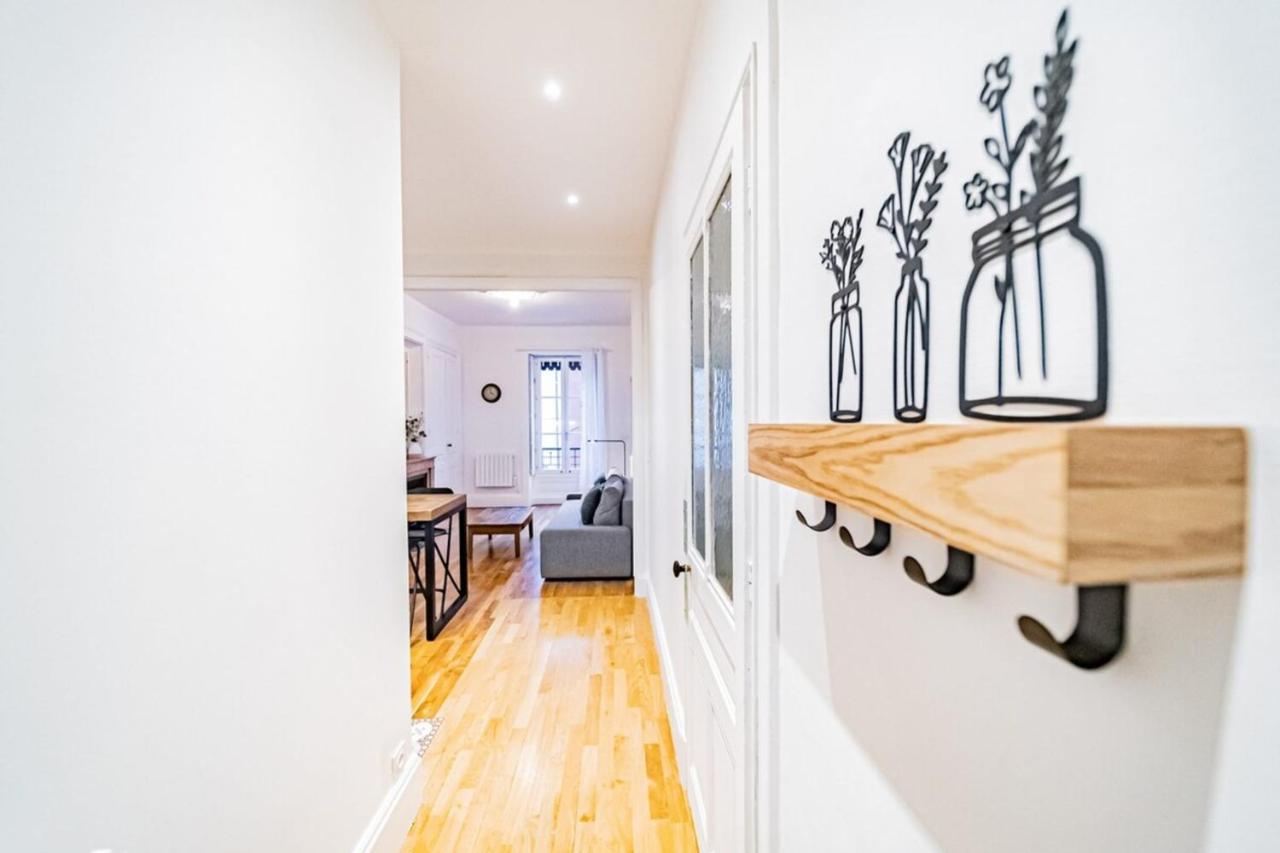 Aapartment With Character Parquet Flooring Fireplace - Charpennes 빌뢰르반 외부 사진
